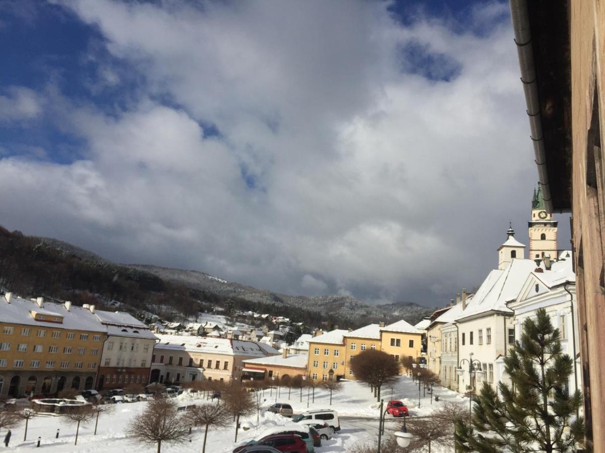Gothic House Apartments Кремниця Екстер'єр фото